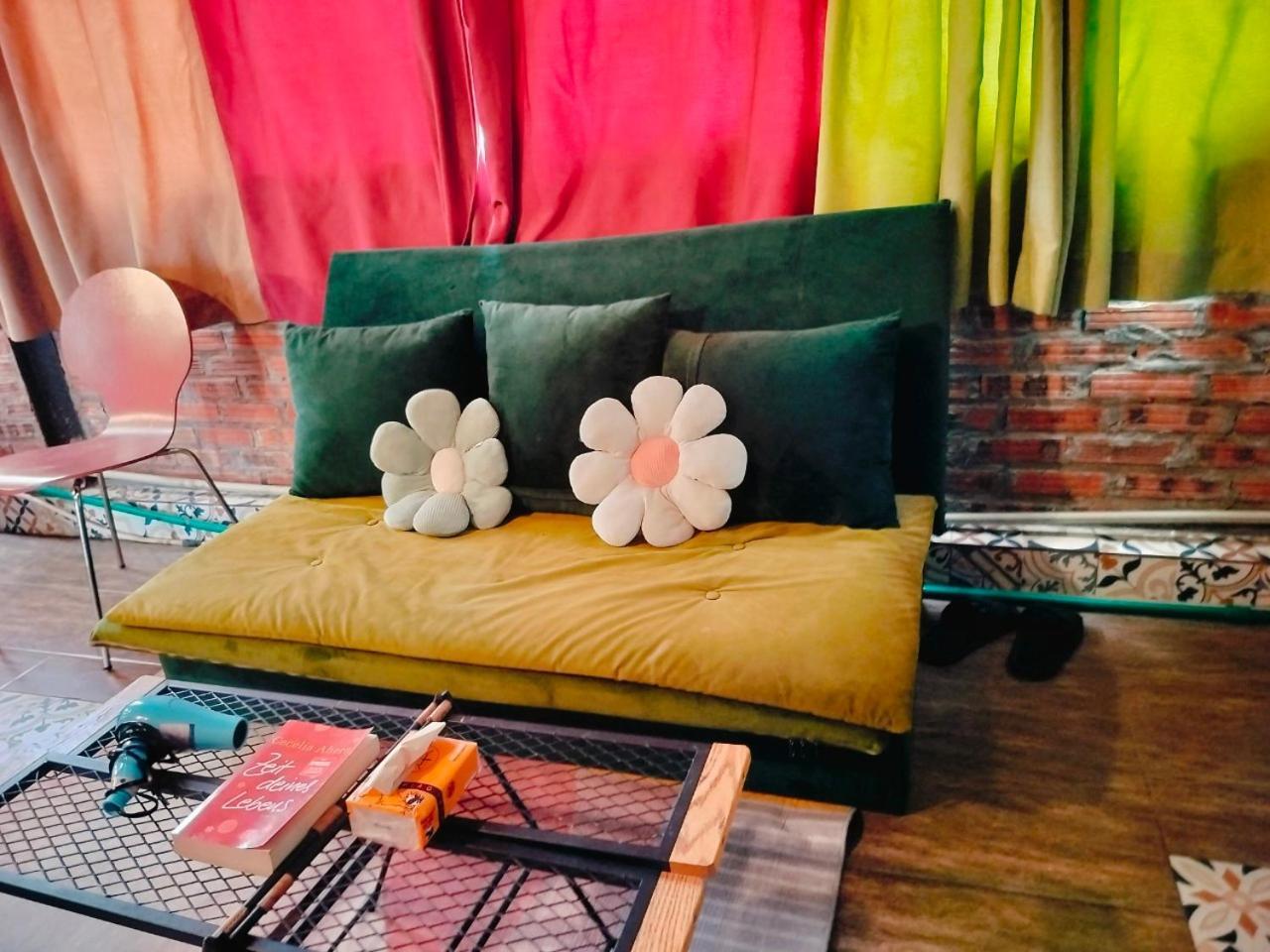 Cozy Fun Homestay 16 Ханой Екстер'єр фото