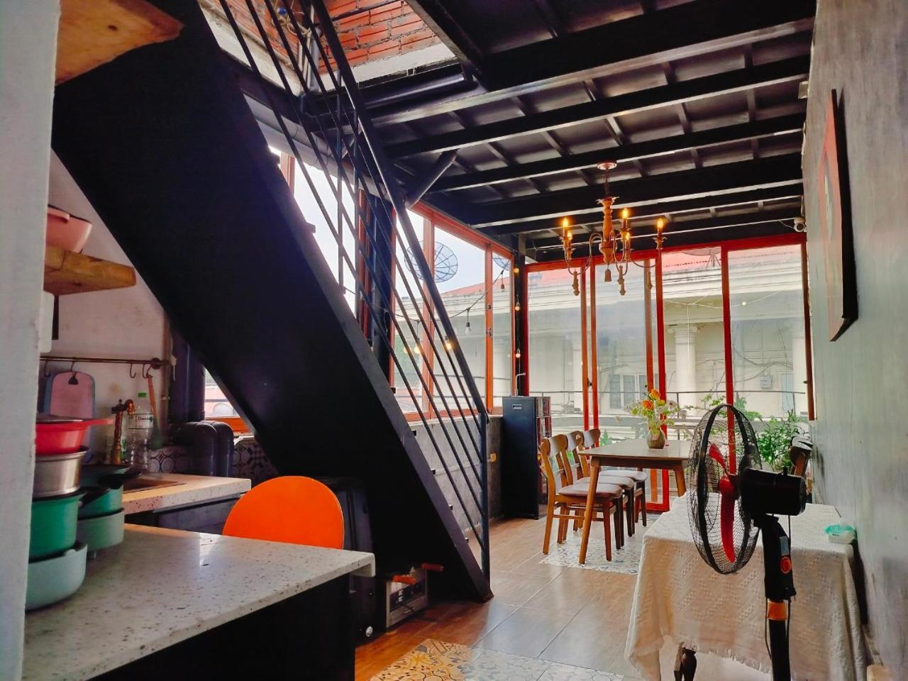 Cozy Fun Homestay 16 Ханой Екстер'єр фото